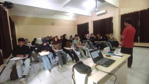 bawaslu mengajar